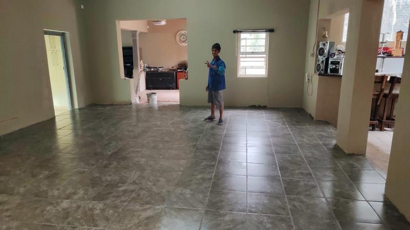 3 Bedroom Property for Sale in Uitenhage Rural Eastern Cape